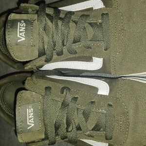 Olive green VANS off the wall size 10